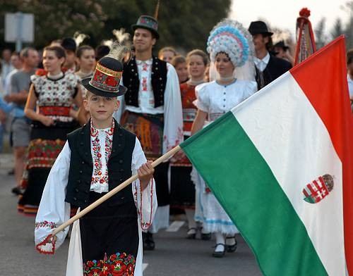 Matyo Hungarian folk art heritage