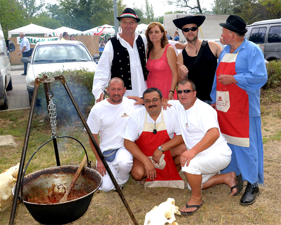 goulash-festival-szolnok Our hosts: László Nyitrai and his friends