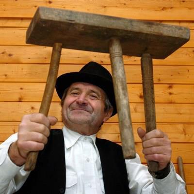 Karácsonyi készülődés és boszorkányok Magyarországon: a Luca napi szokások